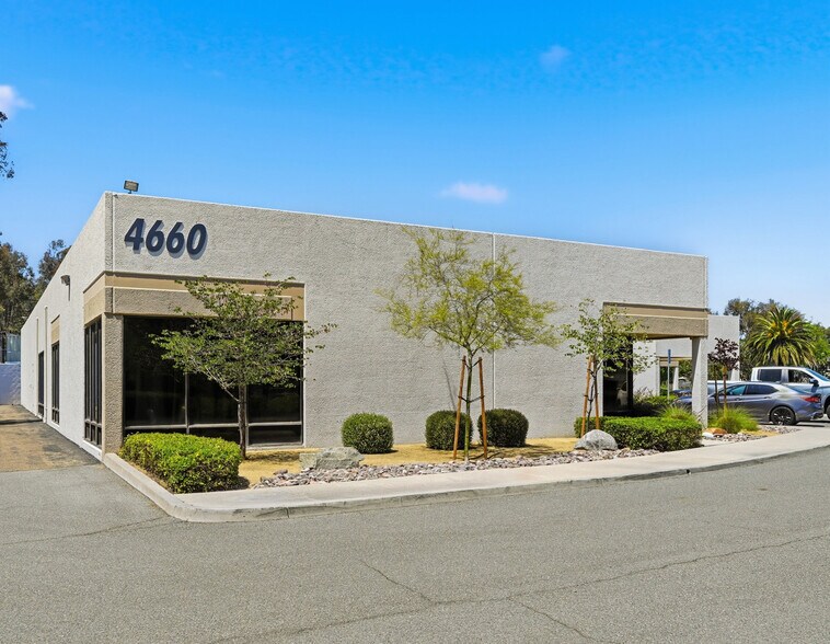 4660 Viewridge Ave, San Diego, CA à louer - Photo de l’immeuble – Image 3 sur 3