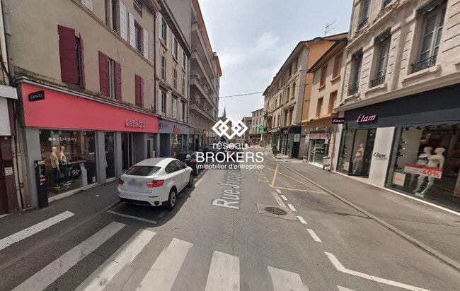 Plus de détails pour 24 Rue Jacquemart, Romans-sur-Isère - Local commercial à louer
