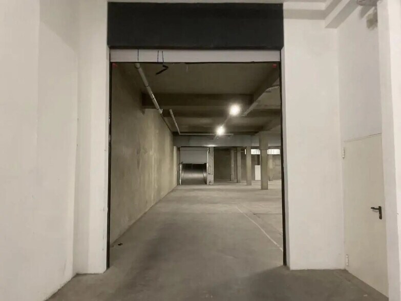 Industriel/Logistique dans Paris à louer - Photo intérieure – Image 2 sur 6