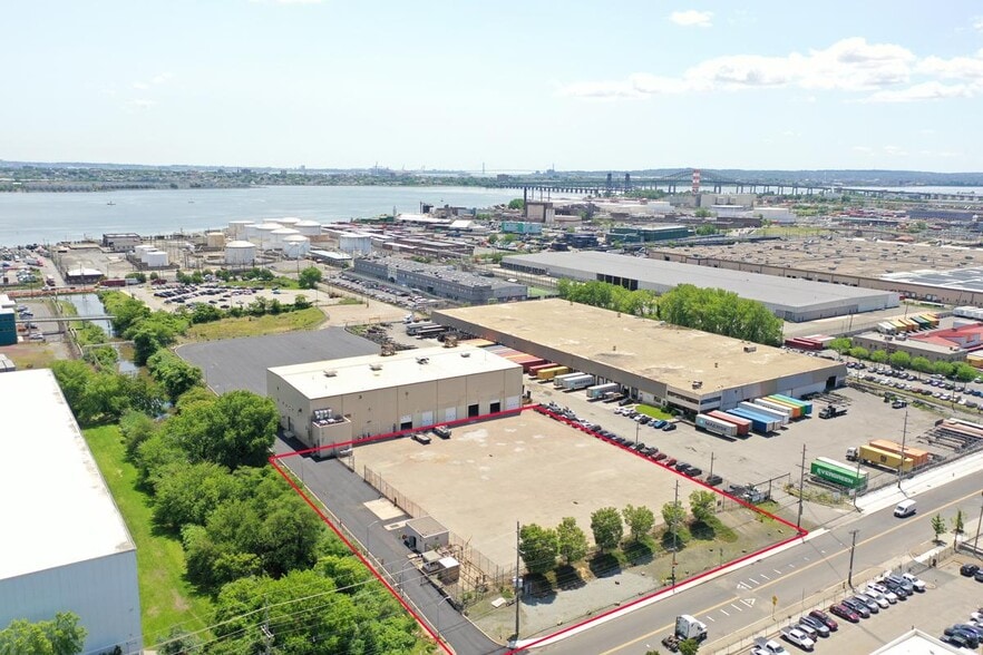 434 P Ave, Newark, NJ à louer - Photo principale – Image 1 sur 1