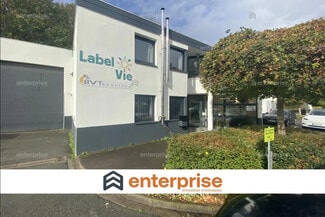 Plus de détails pour Local d'activités à louer