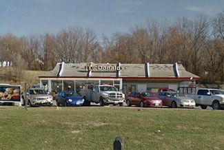 Plus de détails pour 515 N Cleveland St, Fayette, MO - Local commercial à vendre