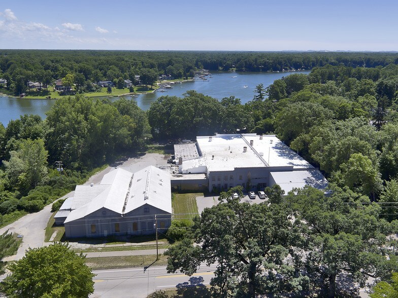 169 Park St, Fruitport, MI à louer - Photo principale – Image 1 sur 5