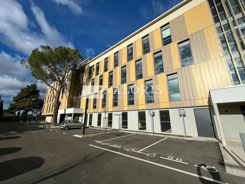 520 Rue Frédéric Joliot Curie, Aix-en-Provence à vendre - Photo de l’immeuble – Image 2 sur 14