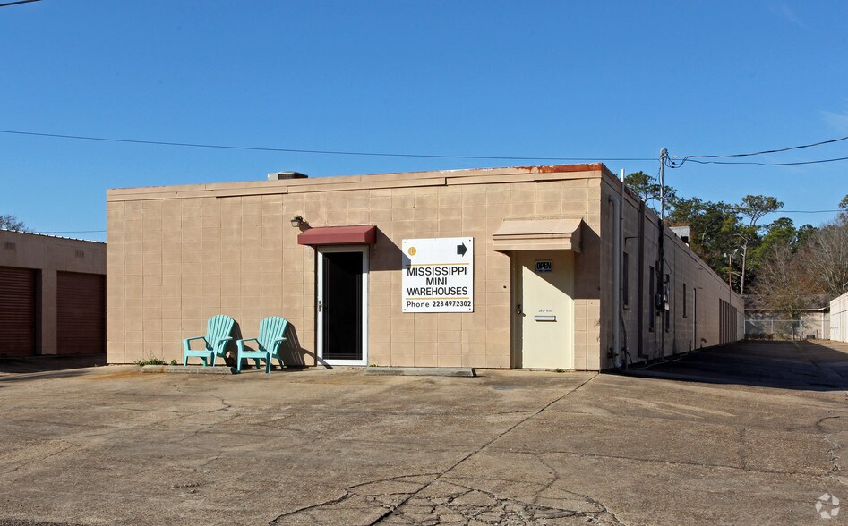 3305 Townsend Rd, Gautier, MS à vendre - Photo de l’immeuble – Image 2 sur 2