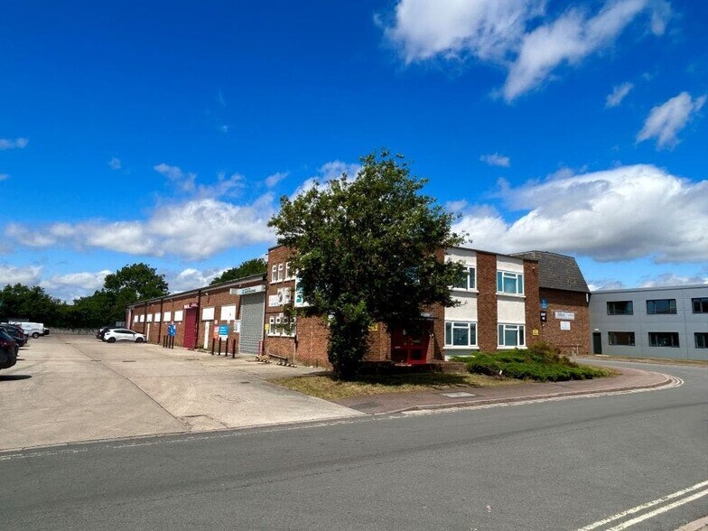 35 Murdock Rd, Bicester à louer - Photo de l’immeuble – Image 3 sur 8
