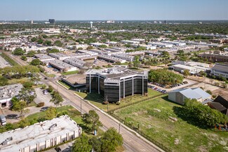 Plus de détails pour 6100 Corporate Dr, Houston, TX - Bureau à vendre