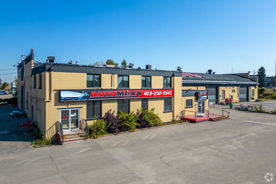 4914 6th St NE, Calgary, AB à vendre - Photo de l’immeuble – Image 1 sur 7