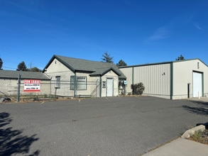 4117 E Nebraska Ave, Spokane, WA à louer Photo de l’immeuble– Image 2 sur 2