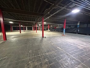 4120 Brownsville Rd, South Park, PA à vendre Photo de l’immeuble– Image 2 sur 4