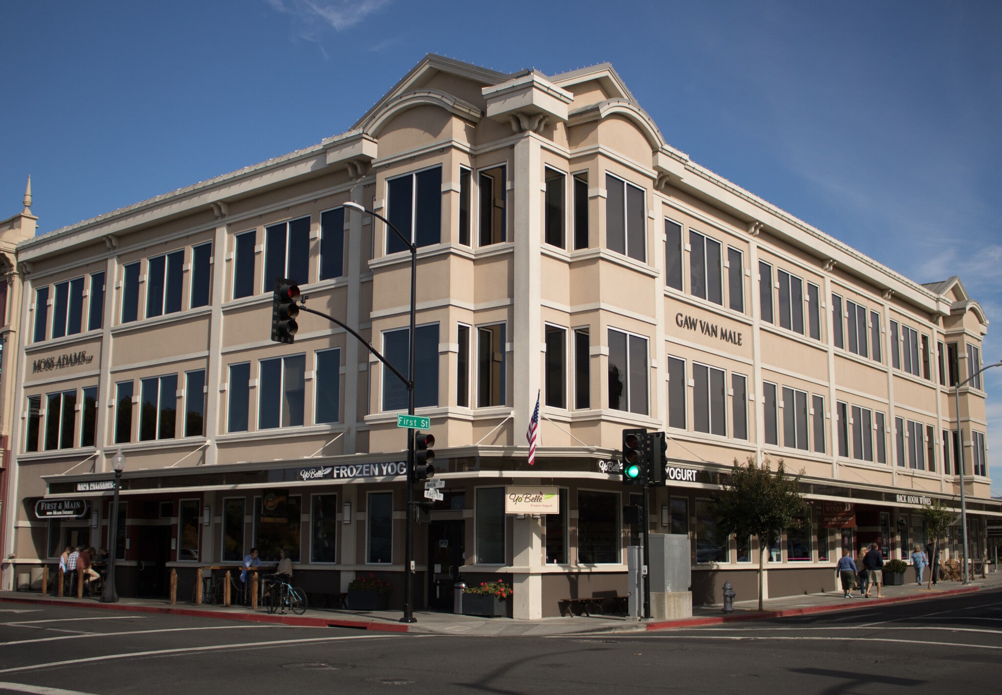 1000 Main St, Napa, CA à louer Photo de l’immeuble– Image 1 sur 8