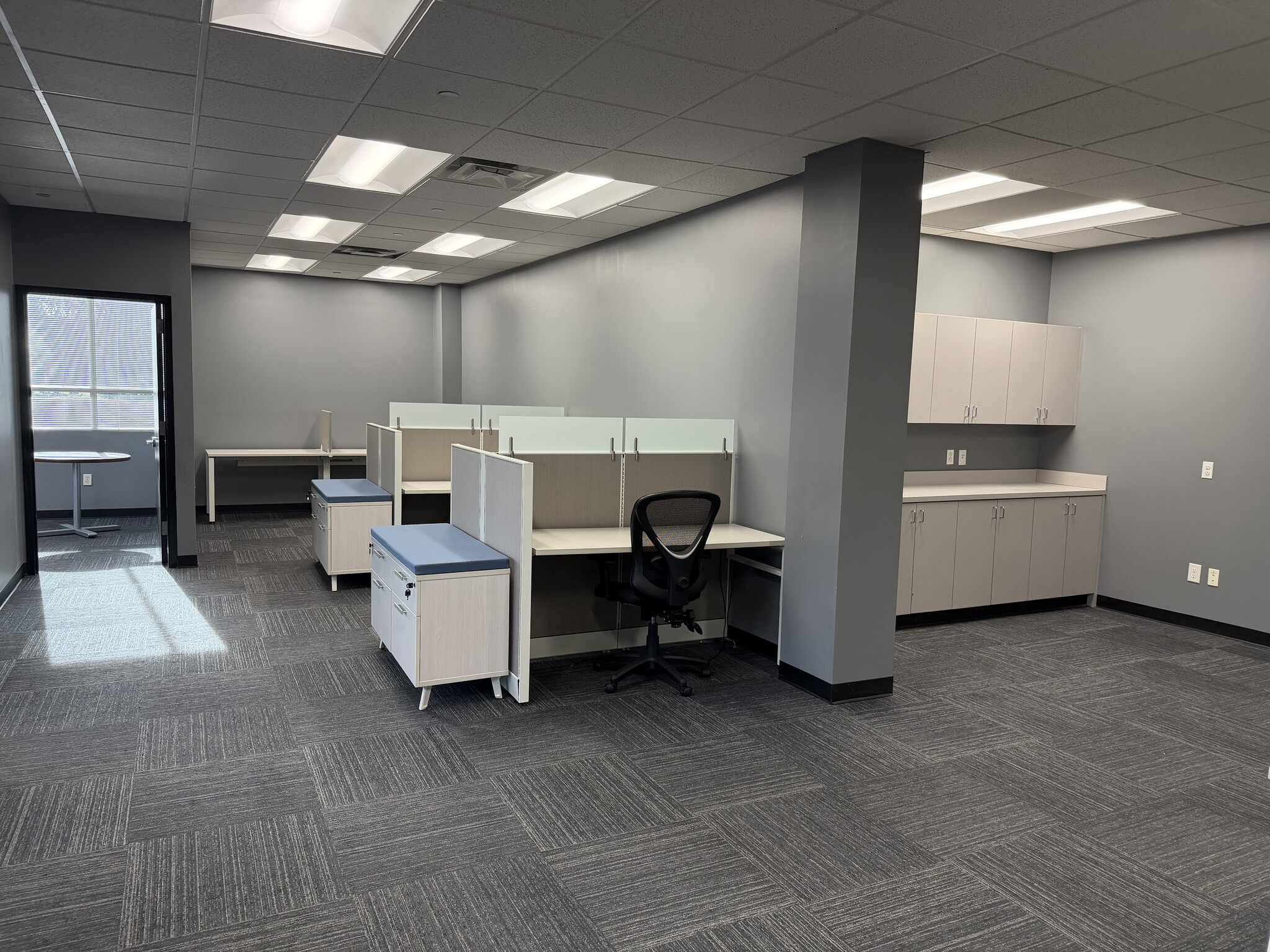 105 Maxess Rd, Melville, NY à louer Photo intérieure– Image 1 sur 7