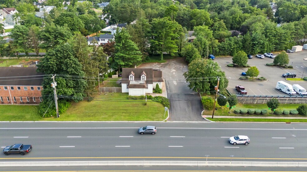151 Highway 37, Toms River, NJ à vendre - Photo de l’immeuble – Image 3 sur 33
