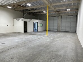 805 University Ave, Los Gatos, CA à louer Photo intérieure– Image 1 sur 4