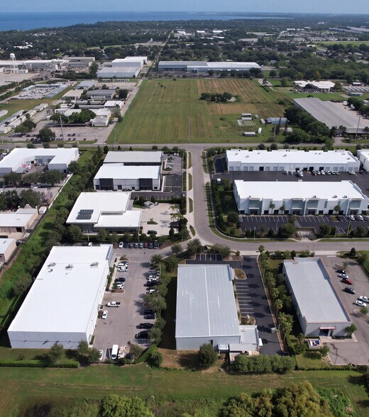 660 Garden Commerce Pky, Winter Garden, FL à vendre - Photo de l’immeuble – Image 3 sur 20