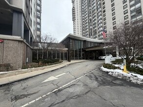 5701 N Sheridan Rd, Chicago, IL à louer Photo intérieure– Image 1 sur 6