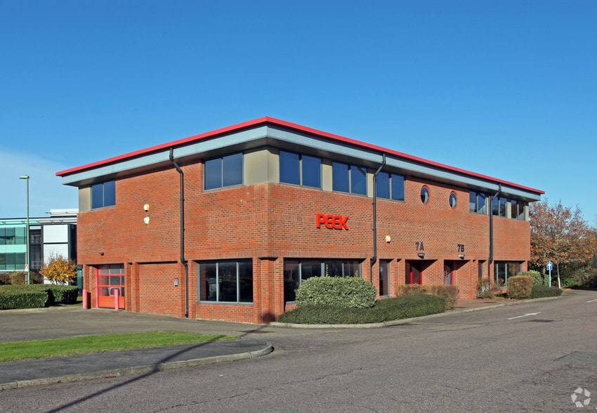 Lime Tree Way, Chineham à louer - Photo principale – Image 1 sur 2