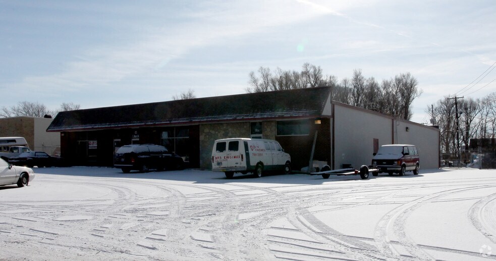 685 E Murry St, Indianapolis, IN à vendre - Photo de l’immeuble – Image 2 sur 5