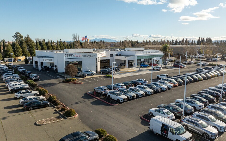 2855 Auto Mall Pky, Fairfield, CA à vendre - Photo principale – Image 1 sur 6