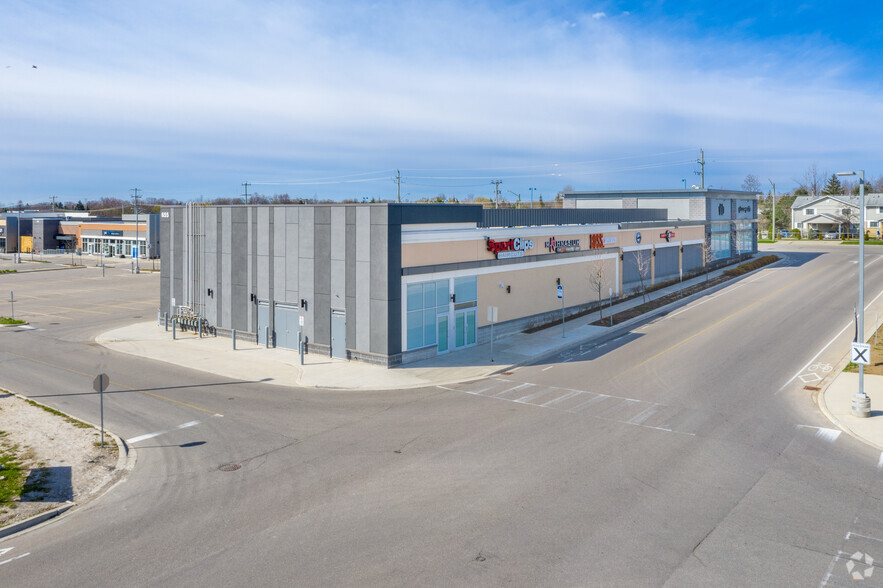 655 Parkside Dr, Waterloo, ON à vendre - Photo de l’immeuble – Image 2 sur 2