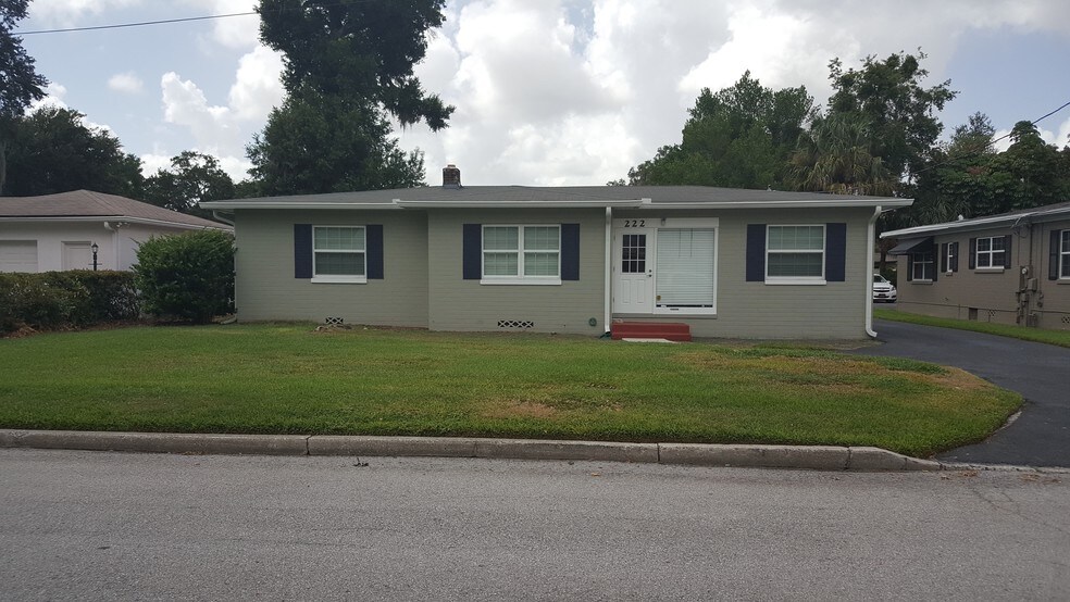 222 Pasadena Pl, Orlando, FL à louer - Photo de l’immeuble – Image 3 sur 6