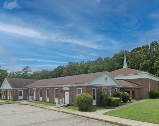 14425 Old Courthouse Way, Newport News, VA à vendre - Photo de l’immeuble – Image 2 sur 4