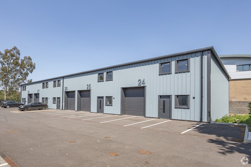 21 Artillery Rd, Yeovil à louer - Photo principale – Image 2 sur 8