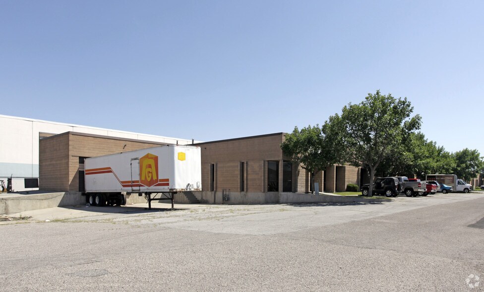 5098 W Amelia Earhart, Salt Lake City, UT à vendre - Photo principale – Image 2 sur 5