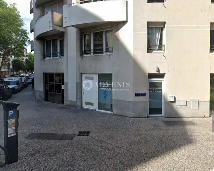 Local commercial dans Villeurbanne à louer - Photo de l’immeuble – Image 2 sur 2