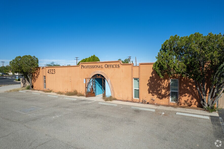 4323 E 5th St, Tucson, AZ à louer - Photo de l’immeuble – Image 1 sur 10