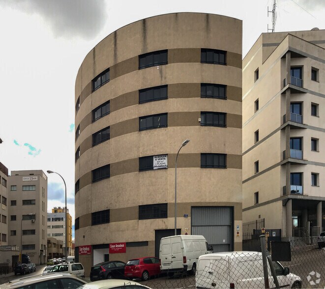 Industriel/Logistique dans Madrid, Madrid à louer - Photo de l’immeuble – Image 3 sur 3