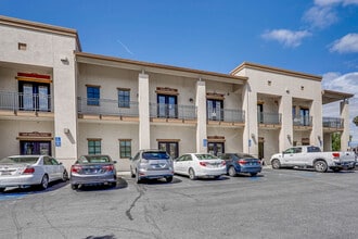 1569 Lexann Ave, San Jose, CA à louer Photo de l’immeuble– Image 1 sur 47