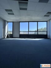 15 Avenue Andre Roussin, Marseille à louer Photo de l’immeuble– Image 1 sur 7