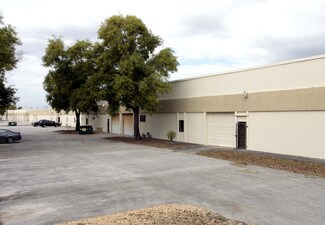 Plus de détails pour 1107 53rd Ct S, Mangonia Park, FL - Industriel/Logistique à louer