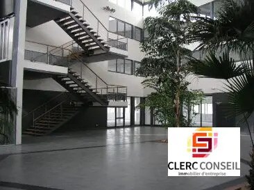 Bureau dans Isneauville à louer Photo intérieure– Image 1 sur 13