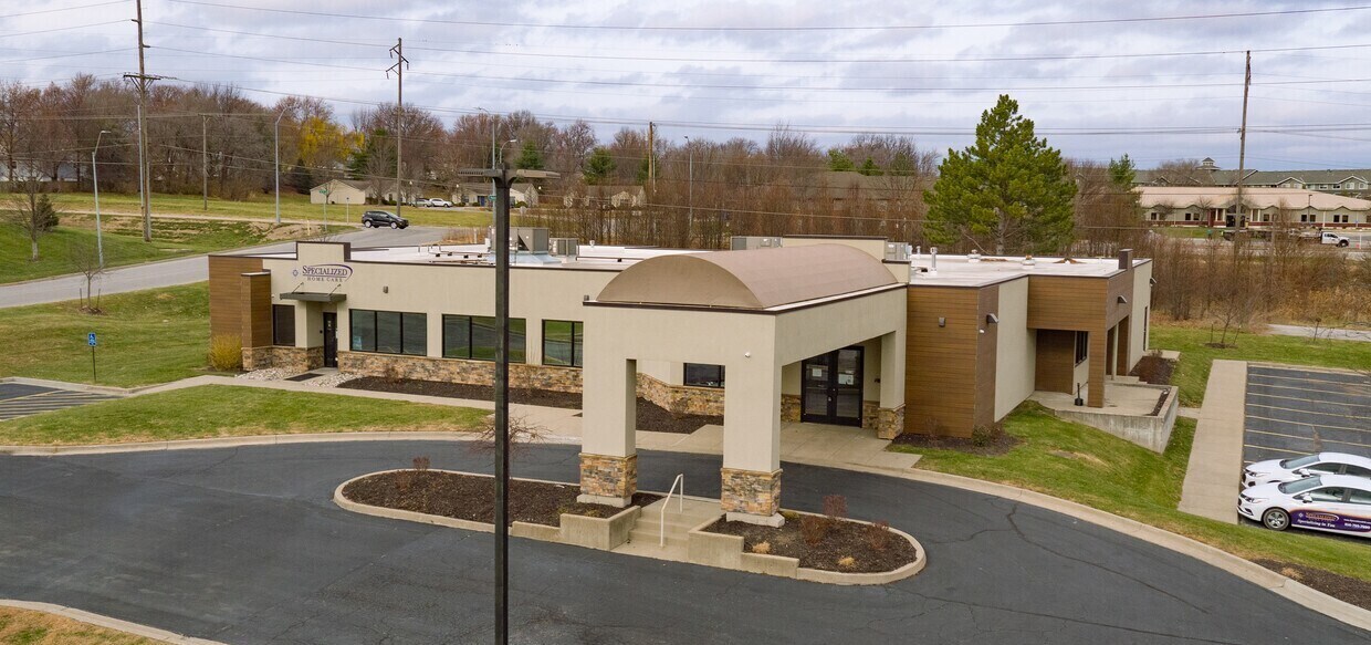 2311 Redwood Ave, Independence, MO à vendre Photo principale– Image 1 sur 5