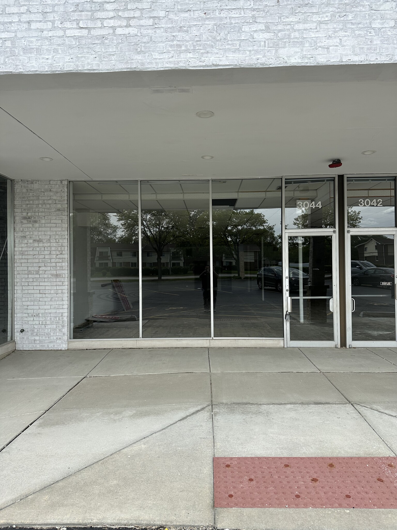 3010-3054 W Hobson Rd, Woodridge, IL à louer Photo intérieure– Image 1 sur 5