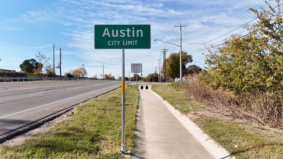 5001 Bantom Woods Bend, Austin, TX à vendre - Photo de l’immeuble – Image 3 sur 11