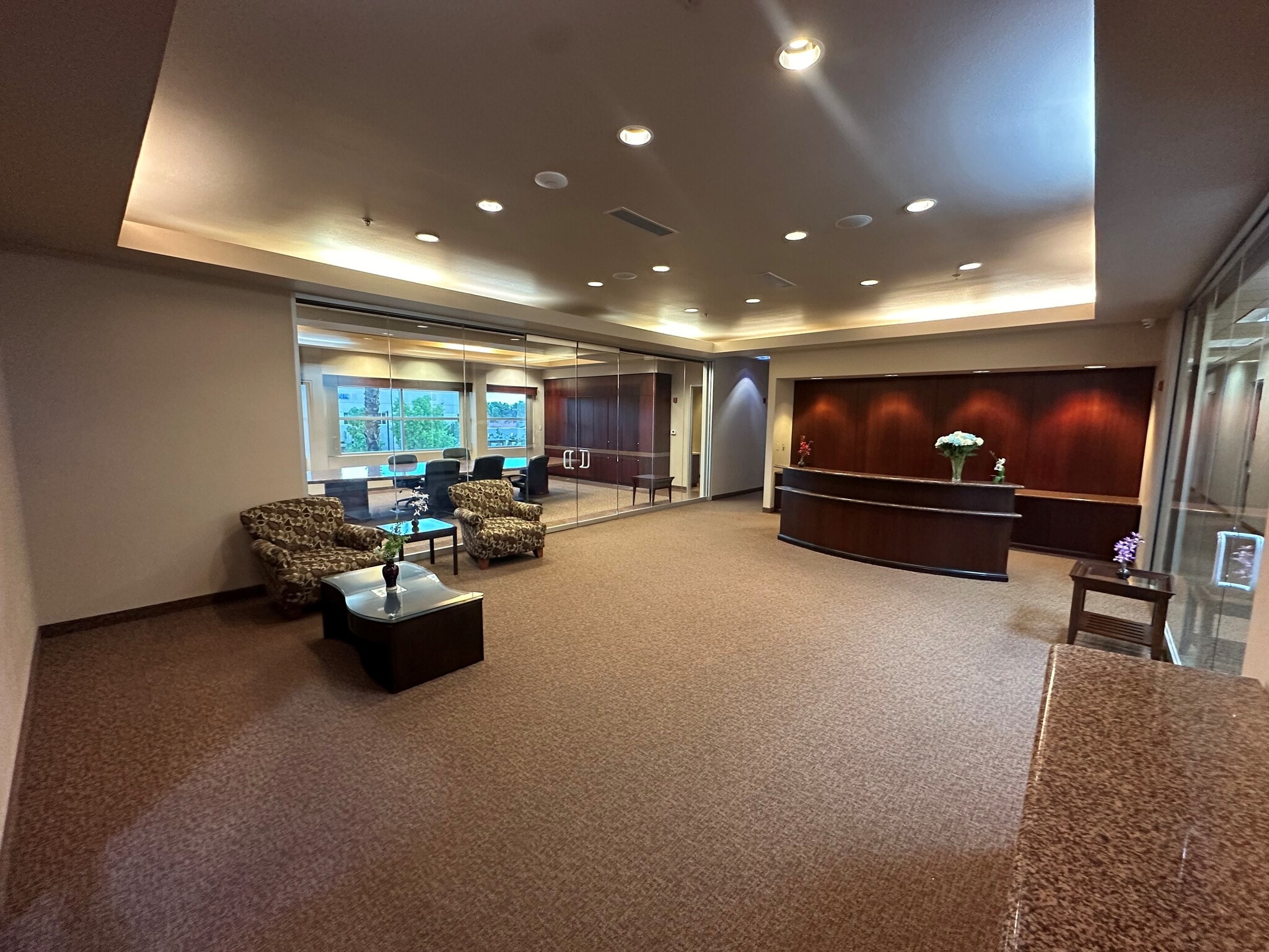 6085 W Twain Ave, Las Vegas, NV à louer Photo intérieure– Image 1 sur 25