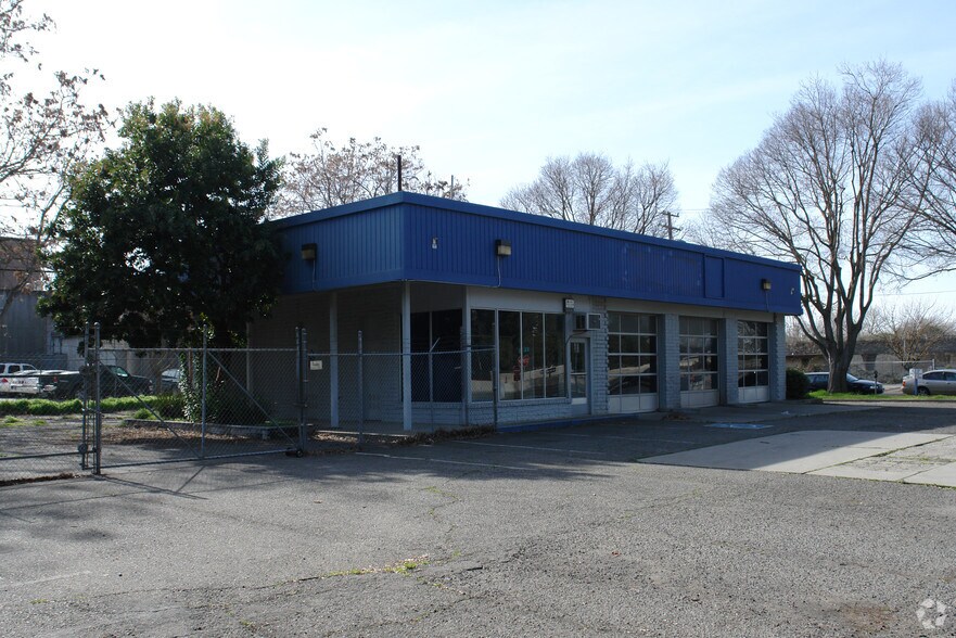 200 Q St, Sacramento, CA à louer - Photo de l’immeuble – Image 3 sur 3