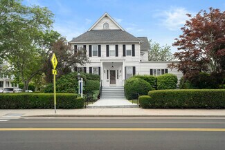 Plus de détails pour 32 E Main St, Mystic, CT - Bureau à vendre