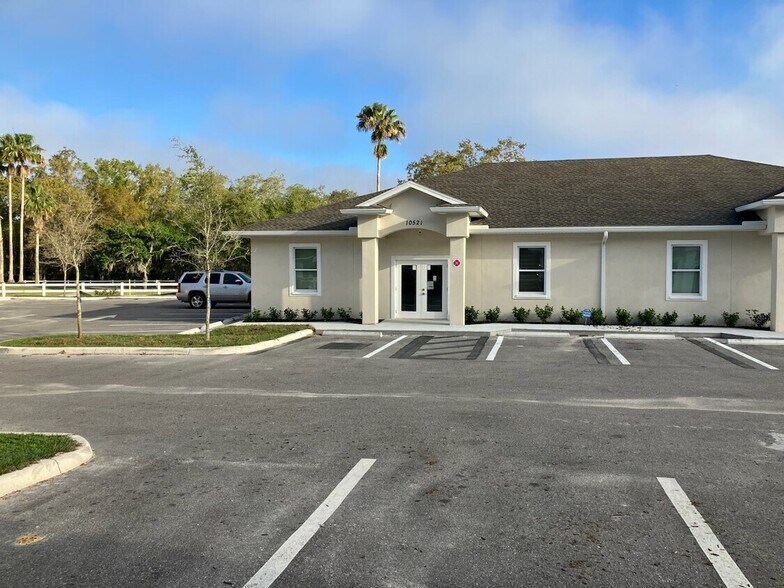 20826 Highway 54, Lutz, FL à vendre - Photo de l’immeuble – Image 3 sur 9