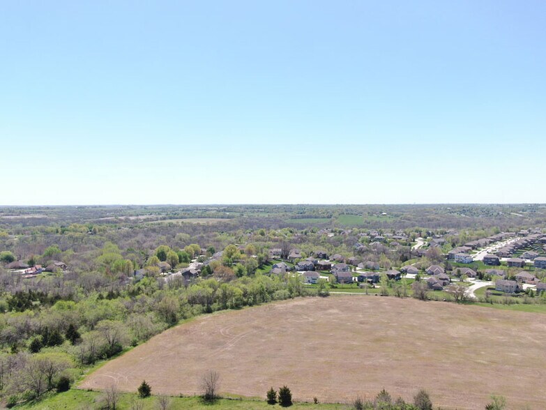 811 4H Rd, Lansing, KS à vendre - Photo de l’immeuble – Image 3 sur 7