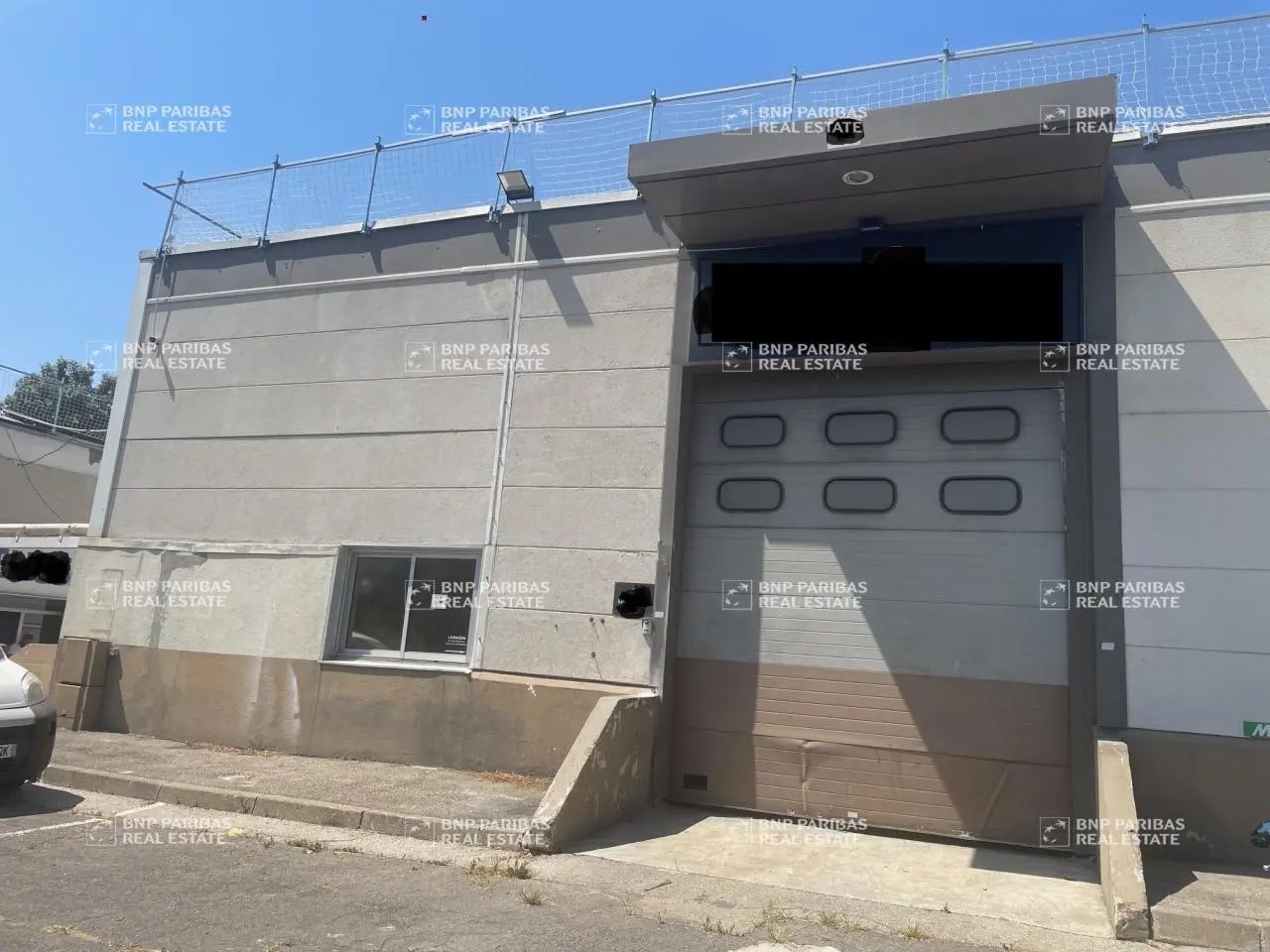 Local d’activités dans Marseille à louer Photo de l’immeuble– Image 1 sur 25