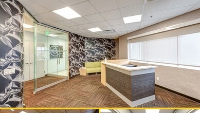 8400 New Horizons Blvd, Amityville, NY à vendre Hall d’entrée– Image 1 sur 10