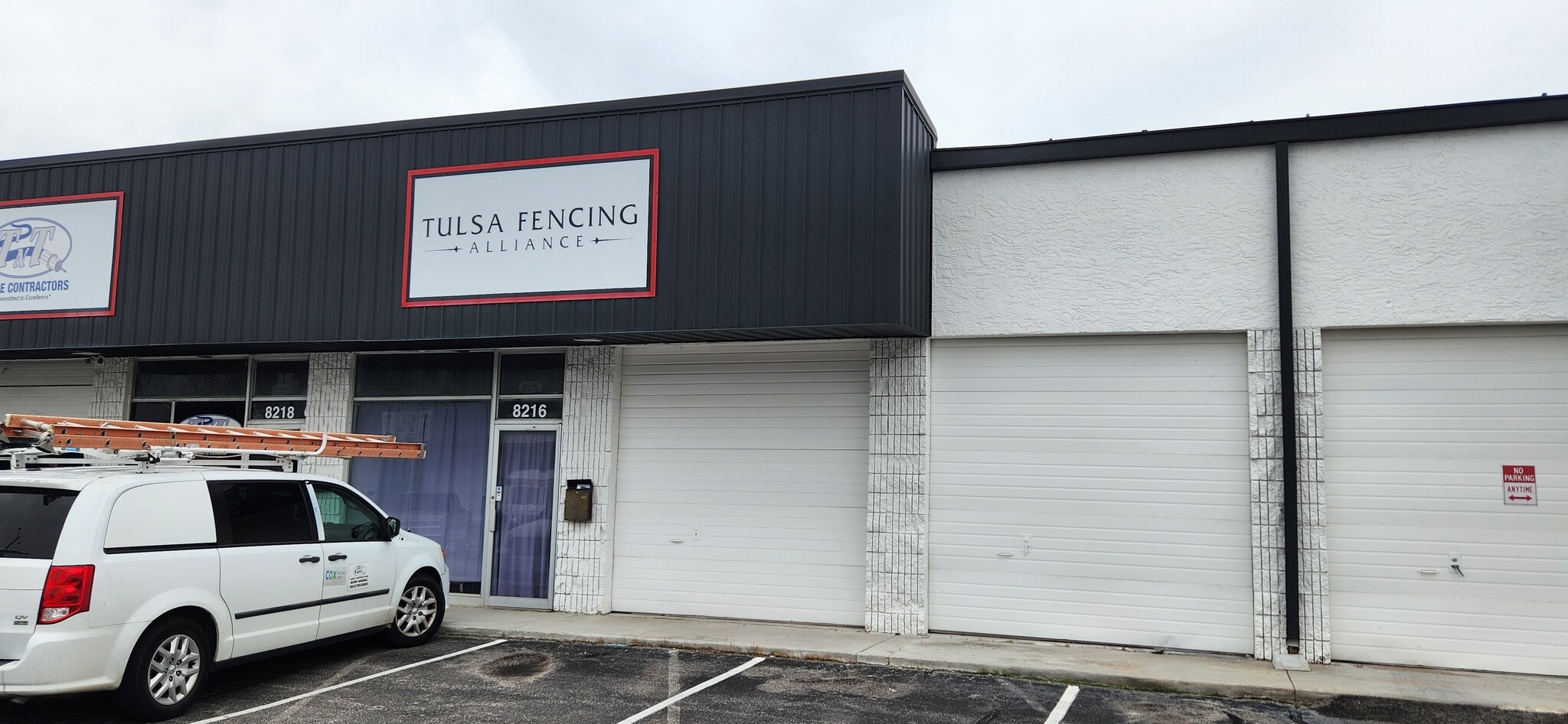 8240-8290 E 41st St, Tulsa, OK à louer Photo intérieure– Image 1 sur 2