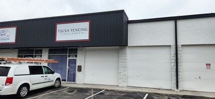 8240-8290 E 41st St, Tulsa, OK à louer Photo intérieure– Image 1 sur 2