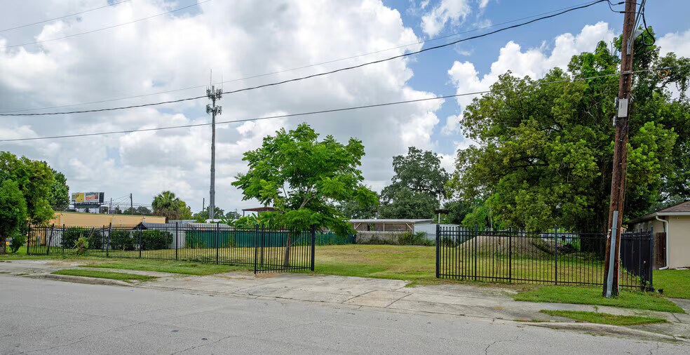1221 25th St, Orlando, FL à louer - Photo de l’immeuble – Image 3 sur 9
