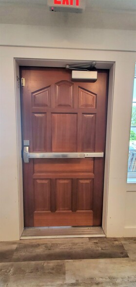 404 W 7th St, Hays, KS à vendre - Photo intérieure – Image 2 sur 34
