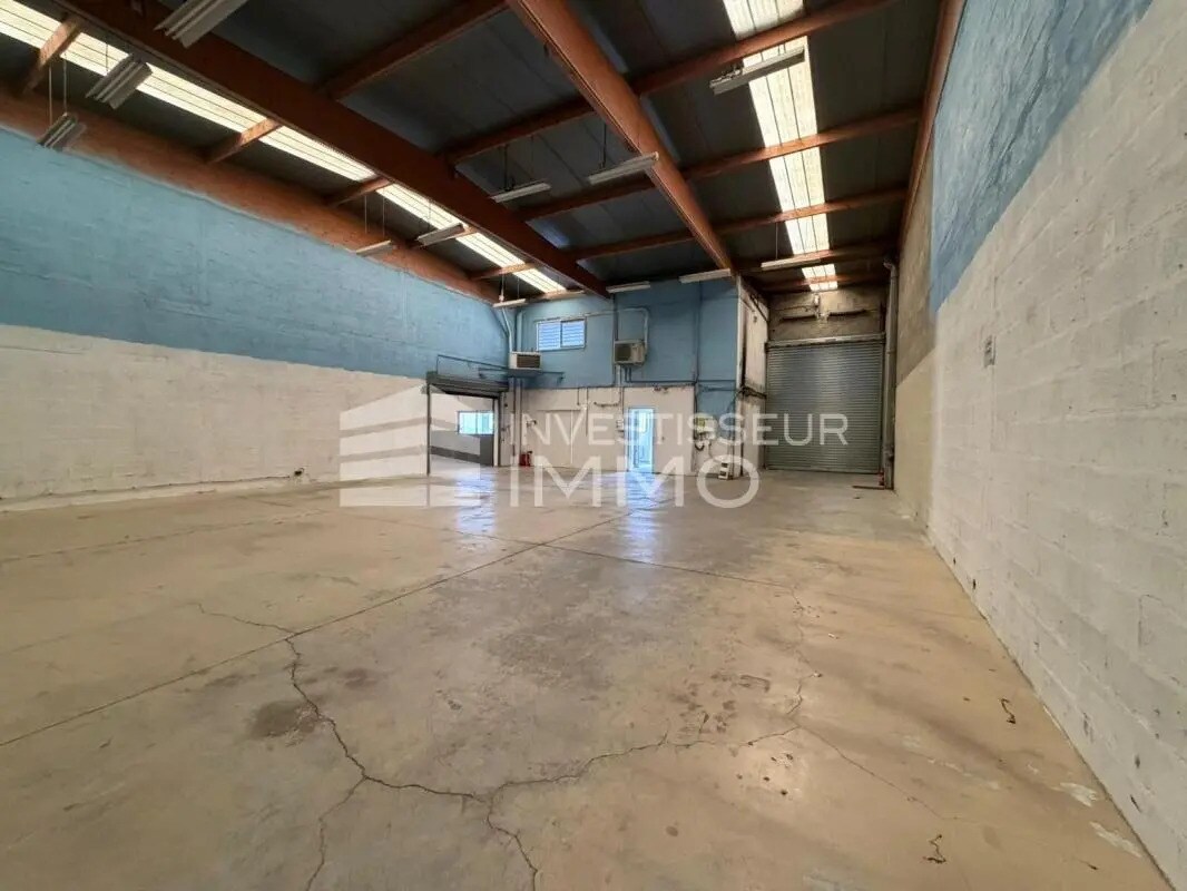 Industriel/Logistique dans Émerainville à louer Photo intérieure– Image 1 sur 7